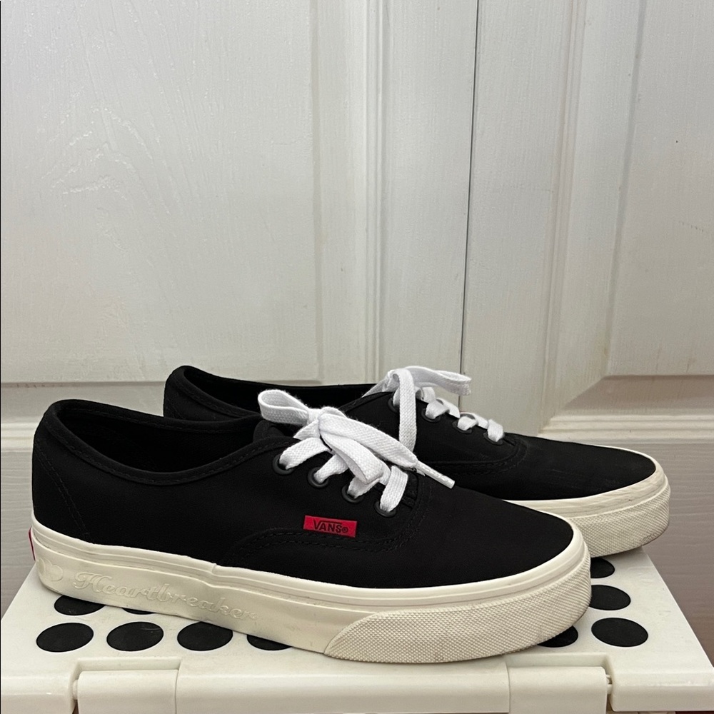 vans authentic shoes valentines